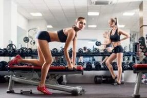 Exercices dans le gymnase pour les varices